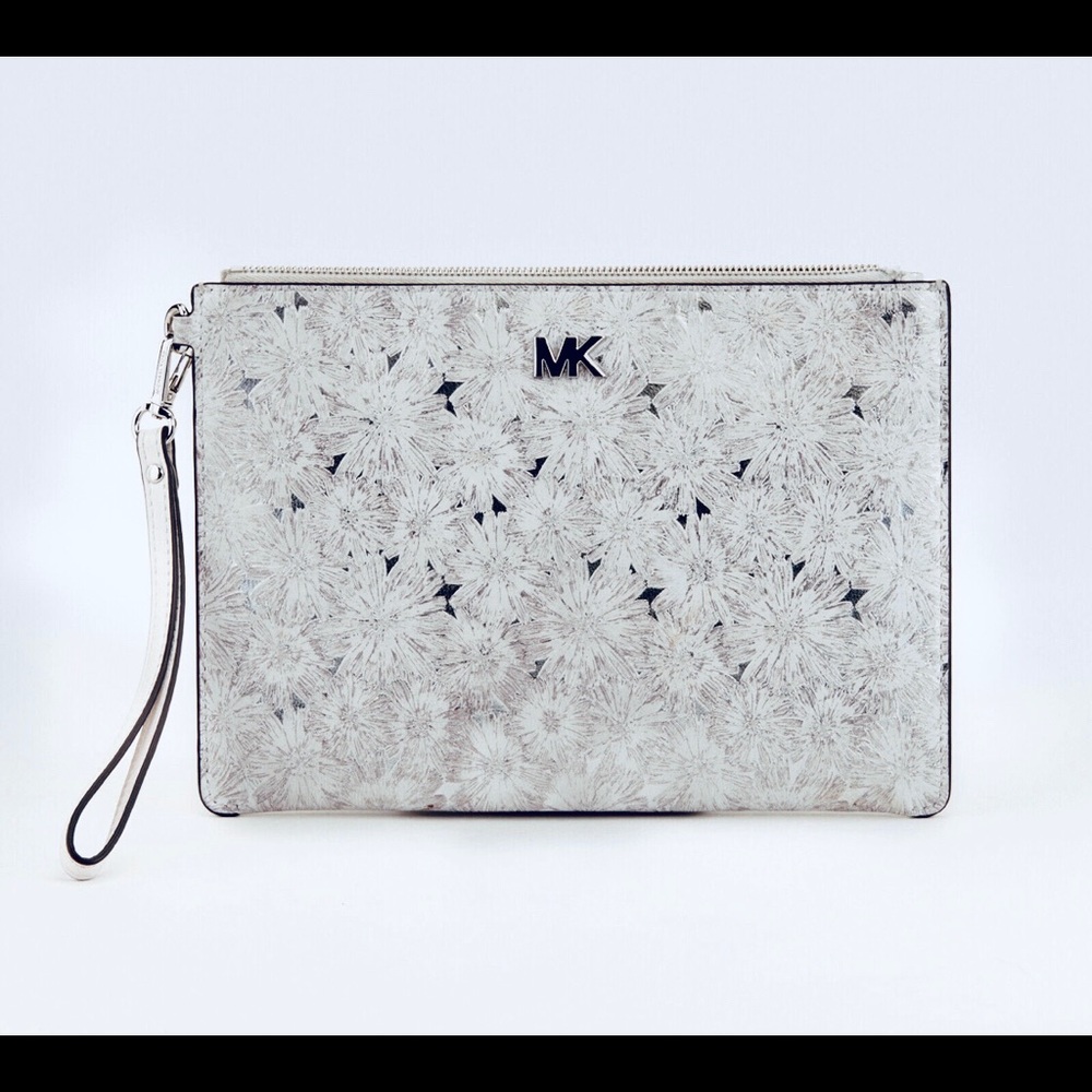michael kors clutch